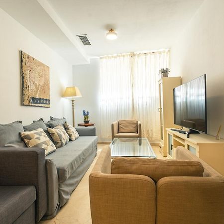 Grande Apartamento Familiar Sevilla Exteriör bild