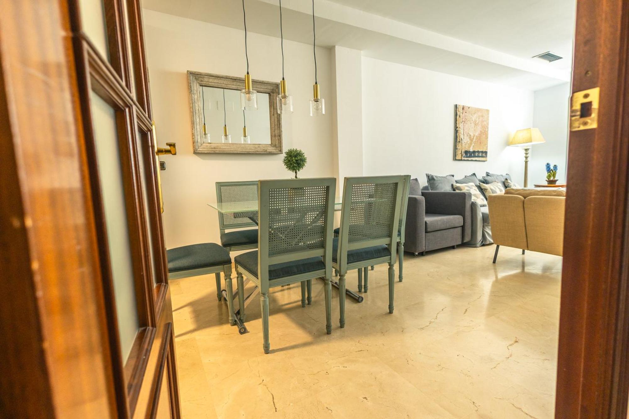 Grande Apartamento Familiar Sevilla Exteriör bild