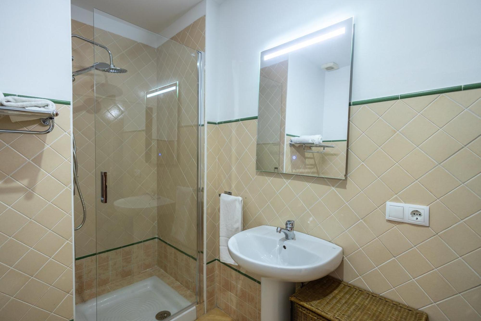 Grande Apartamento Familiar Sevilla Exteriör bild