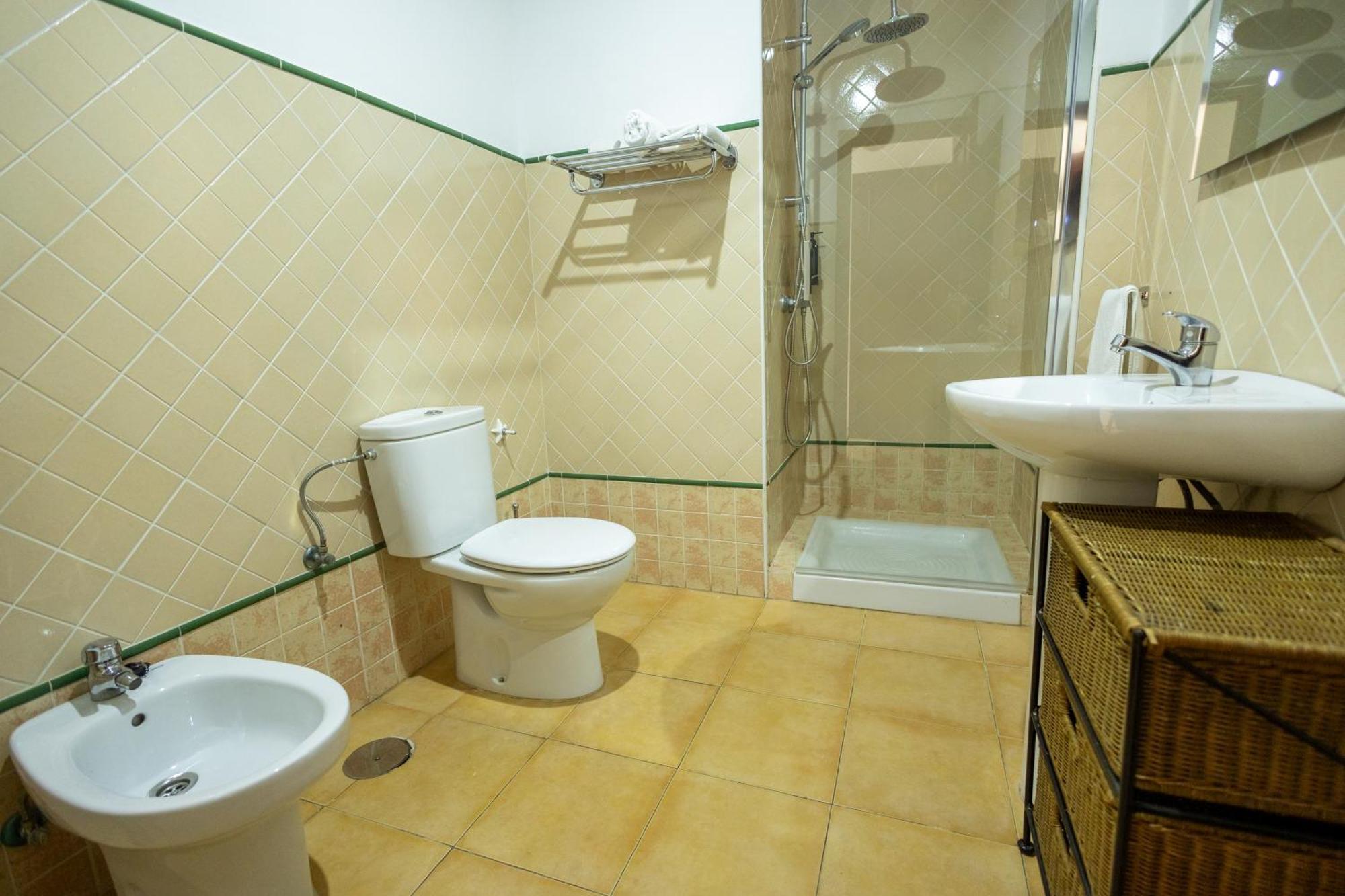 Grande Apartamento Familiar Sevilla Exteriör bild